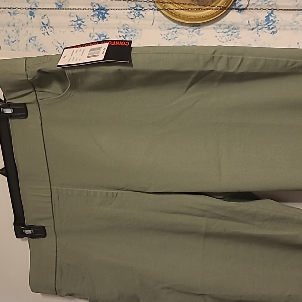 Woman's capris